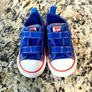 Velcro Converse Boys Shoes (size 7 toddler)